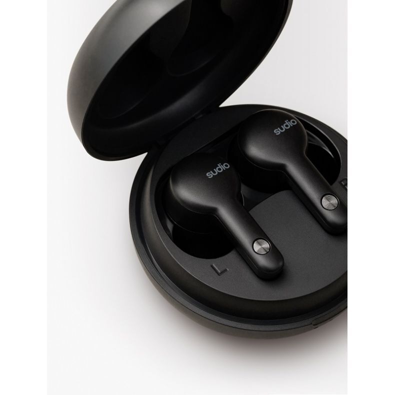 Sudio-A2-Black-ausine